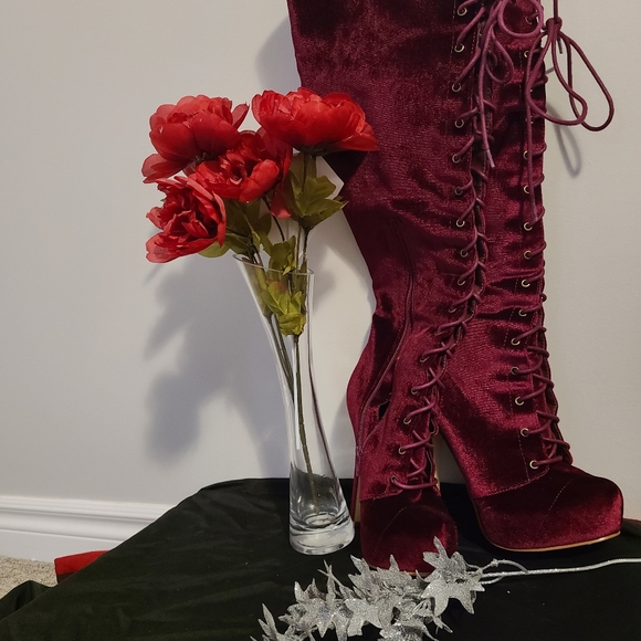 Burgundy Boots - Picture 2 of 3